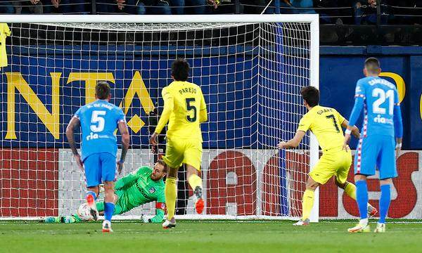 kaiyun-高级较量4球皆出自低级失误 黄潜马竞双失2分